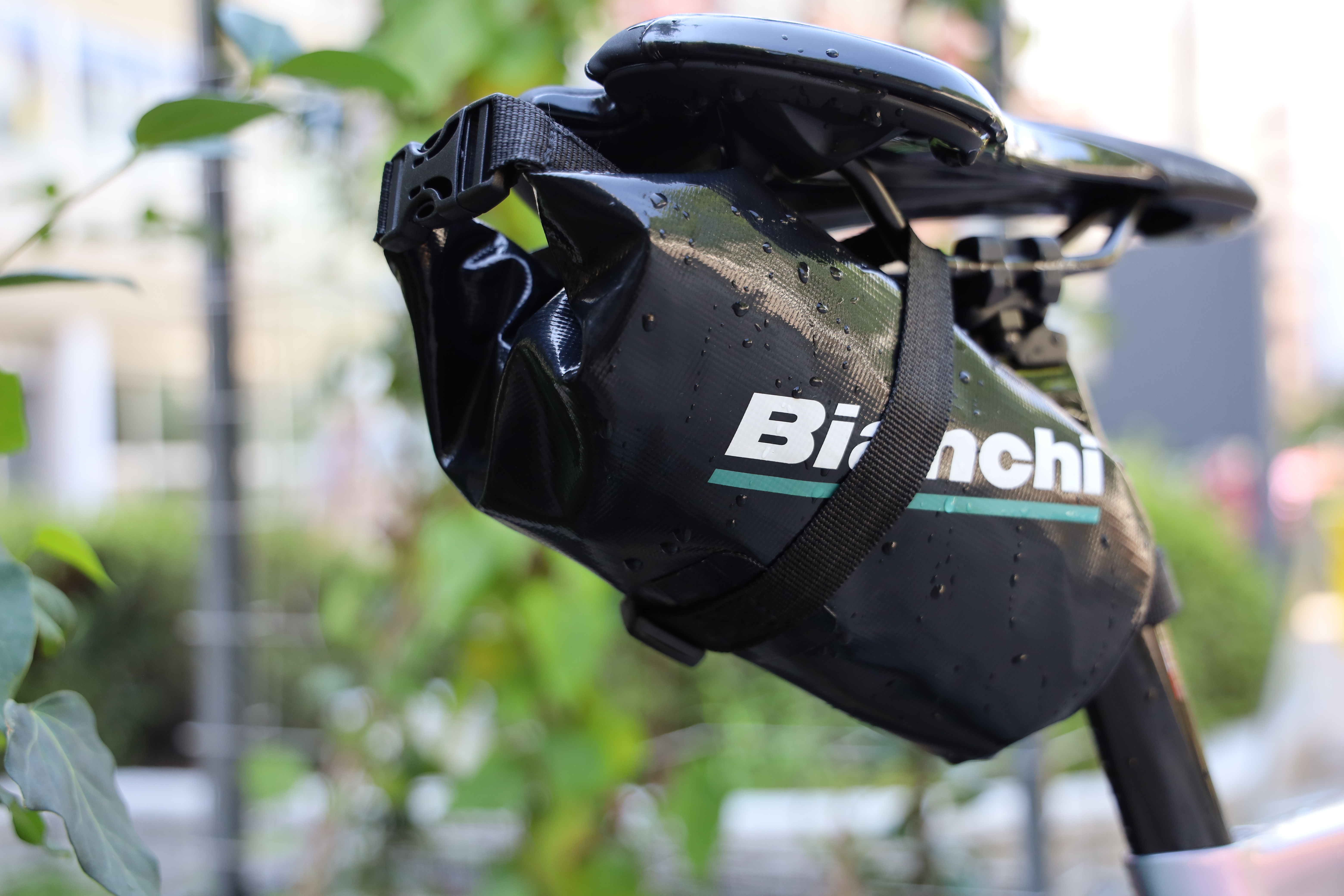 Bianchi グローブ、サドルバッグ、小物セット （ビアンキ サドル